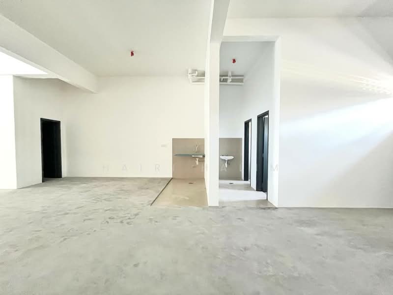 Shop for Rent in Bukit Jelutong (Shah Alam) - Hairi Halim - PropertyGuru.com.my