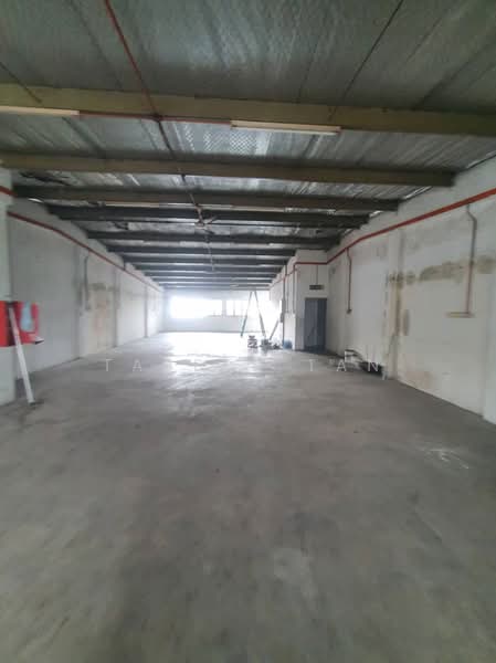 Kilang untuk Disewa di Taman Sri Serdang (Seri Kembangan) - Tabber Tan - Interior - PropertyGuru.com.my