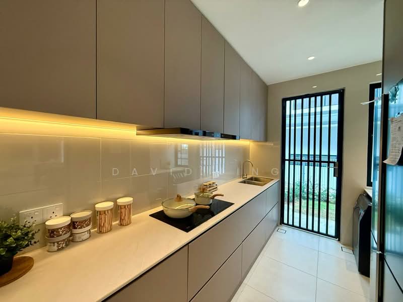 Cluster House for Sale in Gelang Patah (Johor) - David Ting - Kitchen - PropertyGuru.com.my