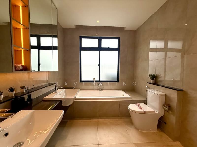 Cluster House for Sale in Gelang Patah (Johor) - David Ting - Bathroom - PropertyGuru.com.my