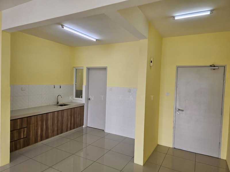 Kondominium untuk Disewa di Imperial Residence - Kent Fatt - Kitchen - PropertyGuru.com.my