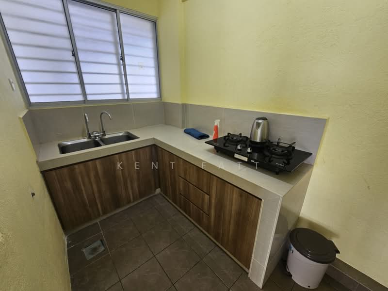 Kondominium untuk Disewa di Imperial Residence - Kent Fatt - Kitchen - PropertyGuru.com.my