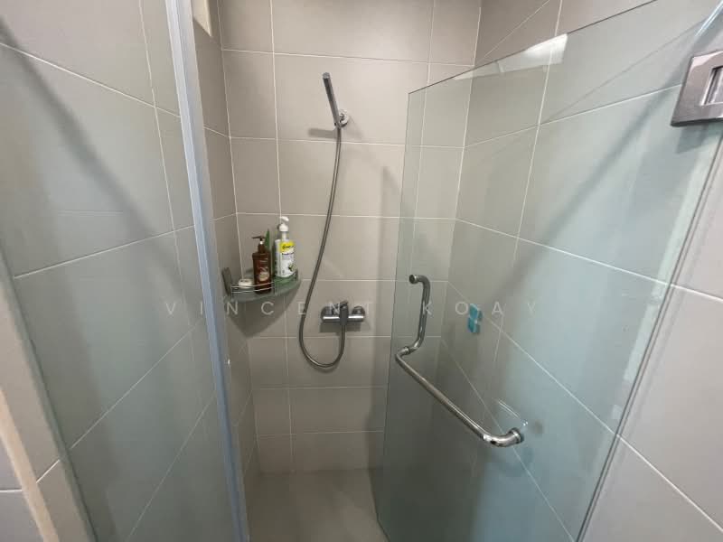 Servis Apartment untuk Disewa di Straits Garden Suite - Vincent Koay - Bathroom - PropertyGuru.com.my