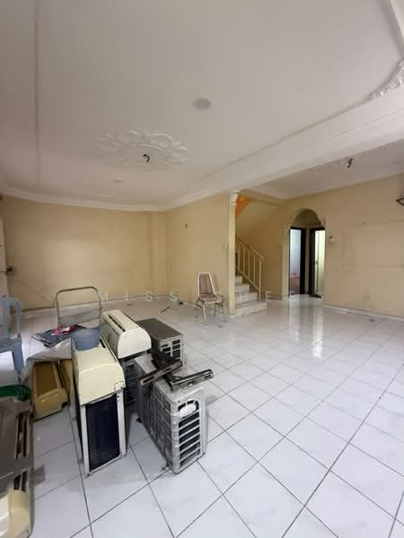 Rumah Teres 2 Tingkat untuk Dijual di Johor Bahru (Johor) - Miss Shee - Living Room - PropertyGuru.com.my