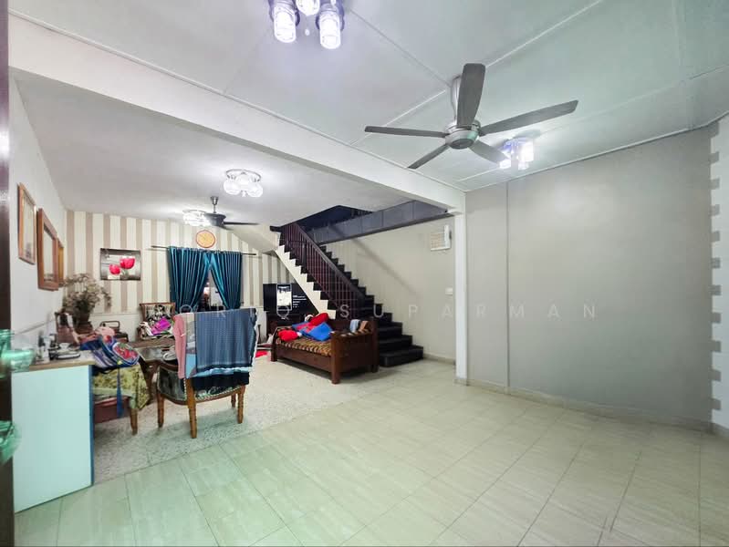 Rumah Teres 2 Tingkat untuk Dijual di Taman Setapak Permai (Setapak) - Thoriq Suparman - Living Room - PropertyGuru.com.my