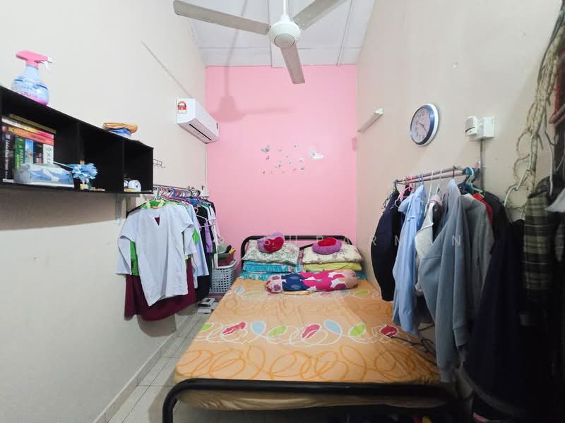 Rumah Teres 2 Tingkat untuk Dijual di Taman Setapak Permai (Setapak) - Thoriq Suparman - Bedroom - PropertyGuru.com.my