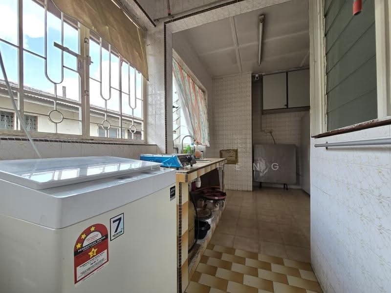 Rumah Flat untuk Dijual di Flat Taman Ungku Tun Aminah - Evelyn Heng - Kitchen - PropertyGuru.com.my