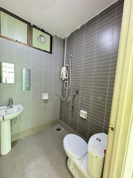 Service Residence for Sale at Palazio - Marvin Lim - Bathroom - PropertyGuru.com.my