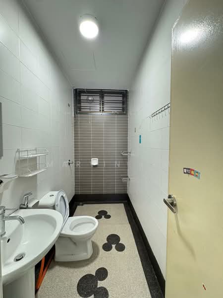 Service Residence for Sale at Palazio - Marvin Lim - Bathroom - PropertyGuru.com.my