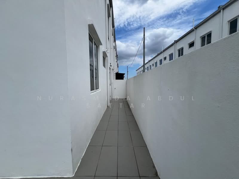 2-storey Terraced House for Sale in Taman Nusari Bayu (Bandar Sri Sendayan) - Nurasmida Abdul Sattar - PropertyGuru.com.my