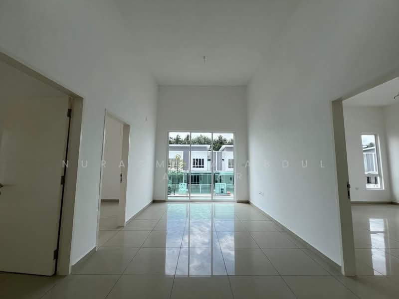 2-storey Terraced House for Sale in Taman Nusari Bayu (Bandar Sri Sendayan) - Nurasmida Abdul Sattar - PropertyGuru.com.my