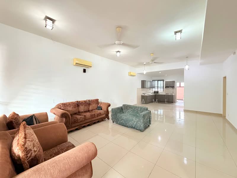 Rumah Teres 2 Tingkat untuk Dijual di Cyberjaya (Selangor) - Luqman Ramli - Living Room - PropertyGuru.com.my