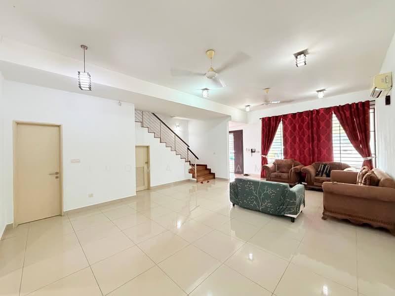 Rumah Teres 2 Tingkat untuk Dijual di Cyberjaya (Selangor) - Luqman Ramli - Living Room - PropertyGuru.com.my