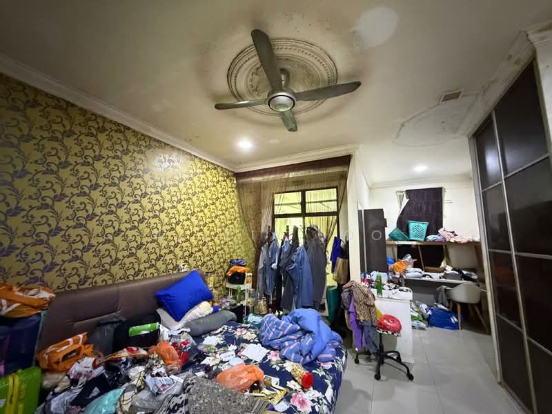 Semi-Detached House for Sale in Taman Villa Putra (Sungai Buloh) - Alicia Soo - Bedroom - PropertyGuru.com.my