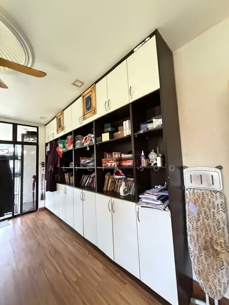 Semi-Detached House for Sale in Taman Villa Putra (Sungai Buloh) - Alicia Soo - Interior - PropertyGuru.com.my