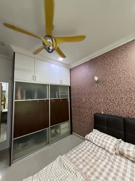 Semi-Detached House for Sale in Taman Villa Putra (Sungai Buloh) - Alicia Soo - Bedroom - PropertyGuru.com.my
