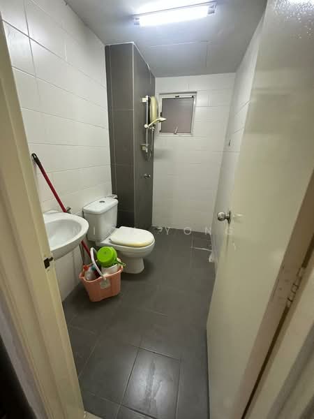 Servis Apartment untuk Disewa di Endah Promenade - Nick Yong - Bathroom - PropertyGuru.com.my