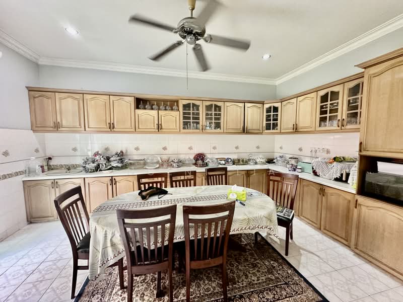 Rumah Banglo untuk Dijual di Seksyen 6 (Kota Damansara) - Vincent Liaw - Kitchen - PropertyGuru.com.my
