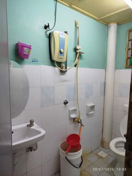 Pangsapuri untuk Dijual di USJ 22 - Jess Toh - Bathroom - PropertyGuru.com.my