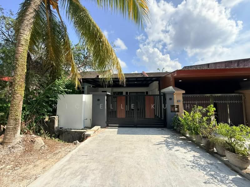 Rumah Teres 1 Tingkat untuk Dijual di Bandar Seri Alam (Masai) - Michelle Kueh - Exterior - PropertyGuru.com.my