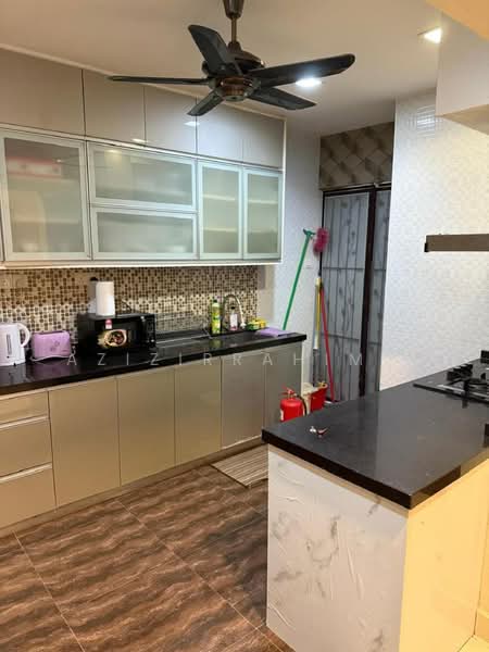 Rumah Teres 2.5 Tingkat untuk Disewa di Presint 18 (Putrajaya) - Azizirrahim . - Kitchen - PropertyGuru.com.my