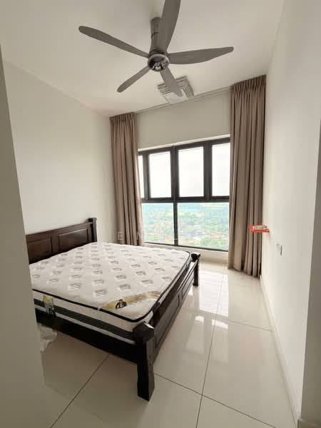 Condominium for Rent at Amberside @ Country Garden Danga Bay - Ben Lee - Bedroom - PropertyGuru.com.my