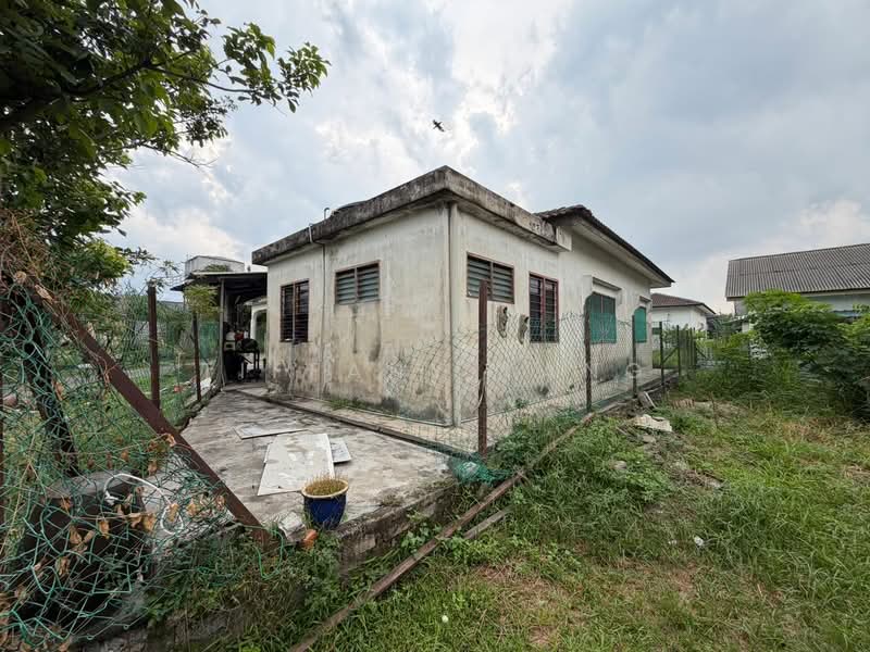1-storey Terraced House for Sale in Kampung Baru Kundang (Rawang) - Tiffany Yang - PropertyGuru.com.my