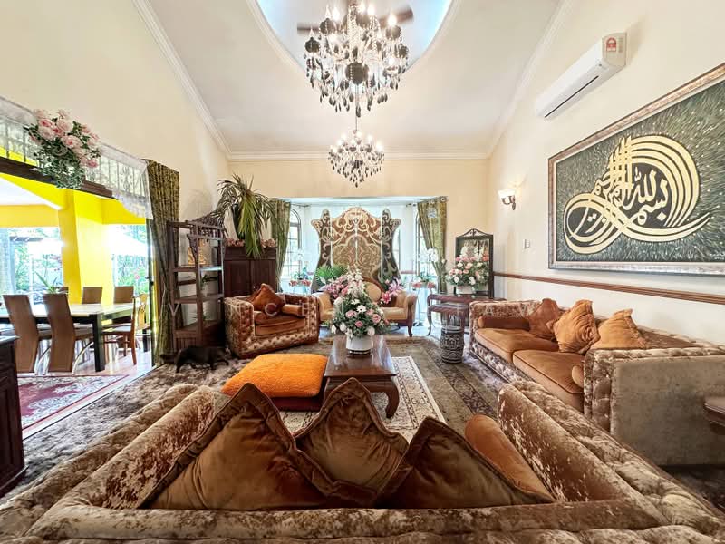Bungalow House for Sale in Kota Damansara (Selangor) - Vincent Liaw - Living Room - PropertyGuru.com.my