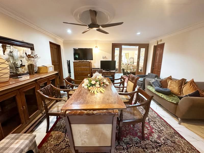 Bungalow House for Sale in Kota Damansara (Selangor) - Vincent Liaw - Living Room - PropertyGuru.com.my