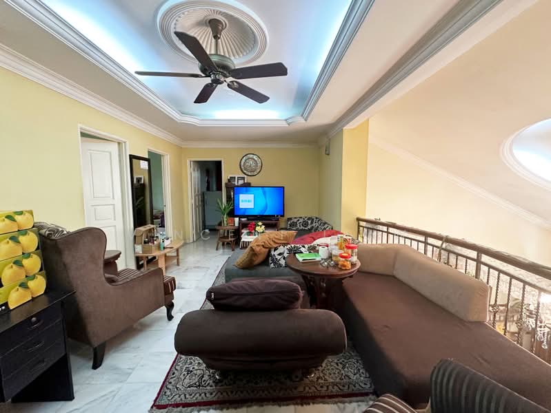Bungalow House for Sale in Kota Damansara (Selangor) - Vincent Liaw - Living Room - PropertyGuru.com.my