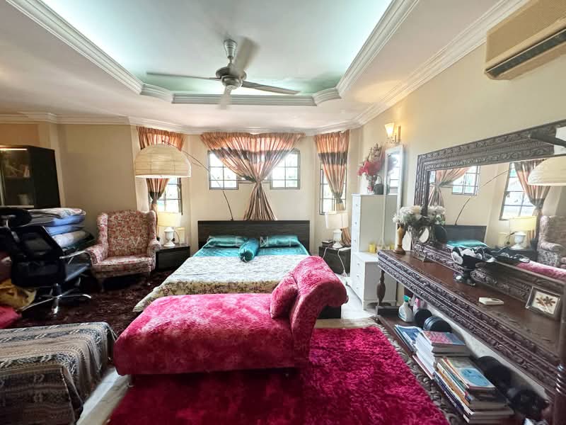 Bungalow House for Sale in Kota Damansara (Selangor) - Vincent Liaw - Bedroom - PropertyGuru.com.my