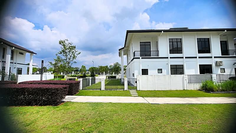Semi-Detached House for Sale in Kuala Selangor (Selangor) - Patricia Law - Exterior - PropertyGuru.com.my