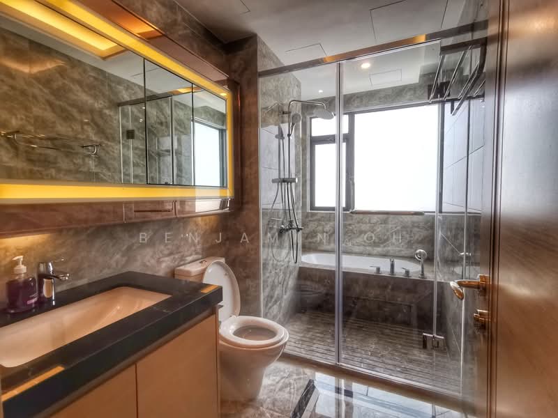 Servis Apartment untuk Disewa di R&F Princess Cove Phase 1 - Benjamin Oh - Bathroom - PropertyGuru.com.my