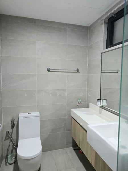Servis Apartment untuk Disewa di Third Avenue - Eqhern Oon - Bathroom - PropertyGuru.com.my