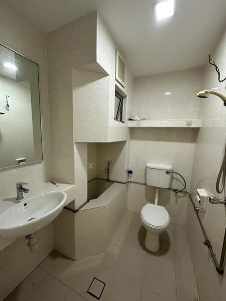 Bungalow House for Sale in Sering Ukay (Ampang) - YK. Ho - Bathroom - PropertyGuru.com.my