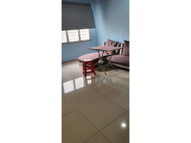 Townhouse for Sale in Kepong (Kuala Lumpur) - Mf Tan - Living Room - PropertyGuru.com.my