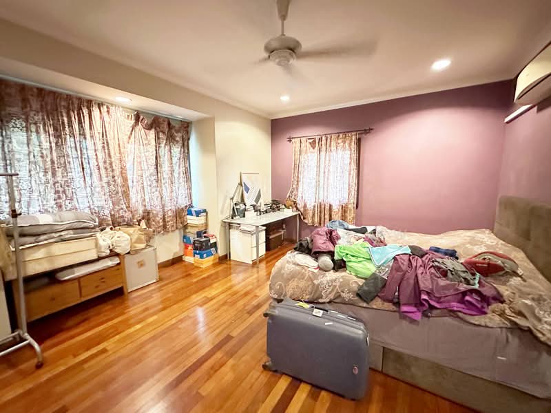Rumah Banglo untuk Dijual di Seksyen 6 (Kota Damansara) - Vincent Liaw - Bedroom - PropertyGuru.com.my