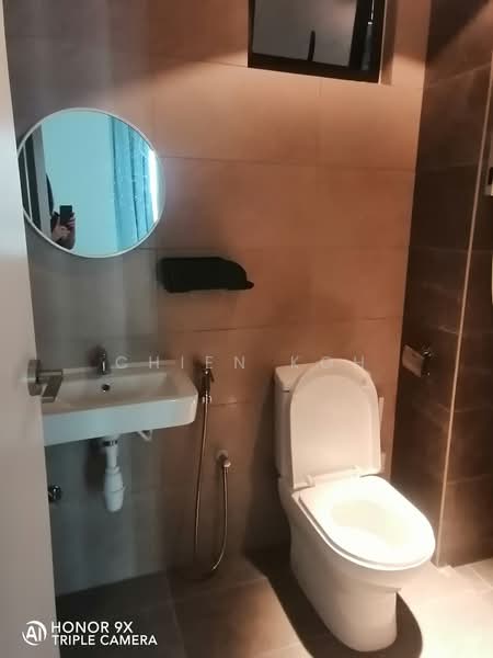 Servis Apartment untuk Disewa di AraTre' Residences - Chien Koh - Bathroom - PropertyGuru.com.my