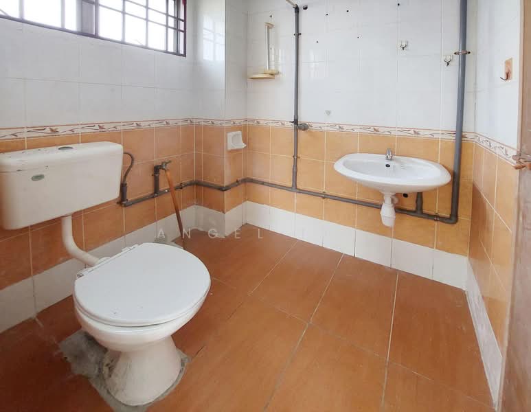 Rumah Teres 2-Tingkat untuk Dijual di Seksyen 2, Taman Kinrara (Puchong) - Angel Tan - Bathroom - PropertyGuru.com.my