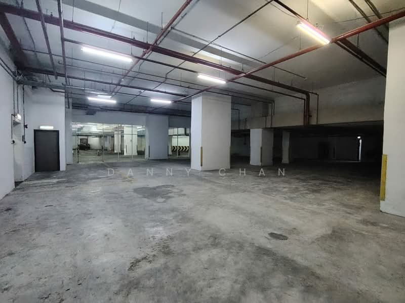 Shop / Office for Rent in Jalan Klang Lama (Old Klang Road) (Kuala Lumpur) - Danny Chan - Car Park - PropertyGuru.com.my