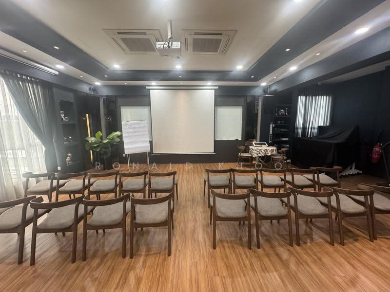 Pejabat untuk Dijual di Bandar Puteri Puchong (Puchong) - Ronald Khoo - Interior - PropertyGuru.com.my