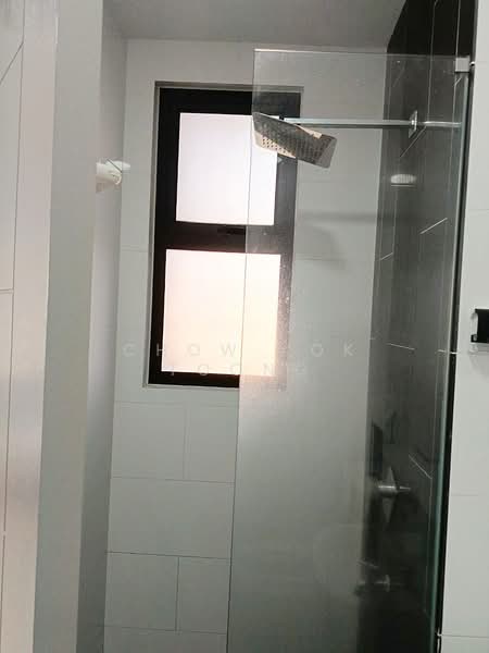 Servis Apartment untuk Disewa di Ten Kinrara - Chow Kok Toong - Bathroom - PropertyGuru.com.my