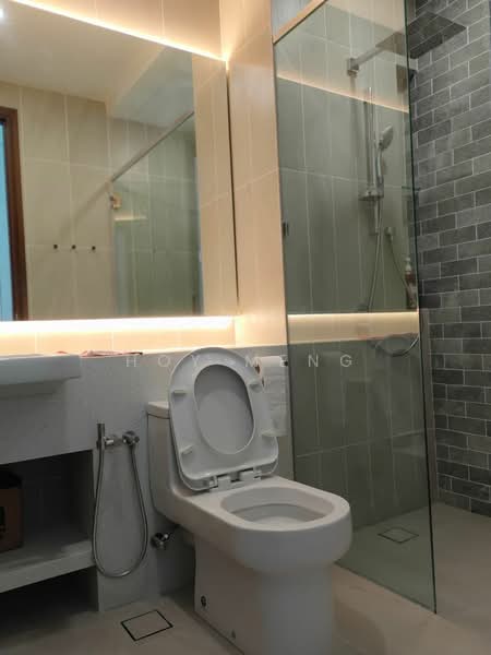 Condominium for Sale at Queens Residences Q1 @ Queens Waterfront - Hoy Meng - Bathroom - PropertyGuru.com.my