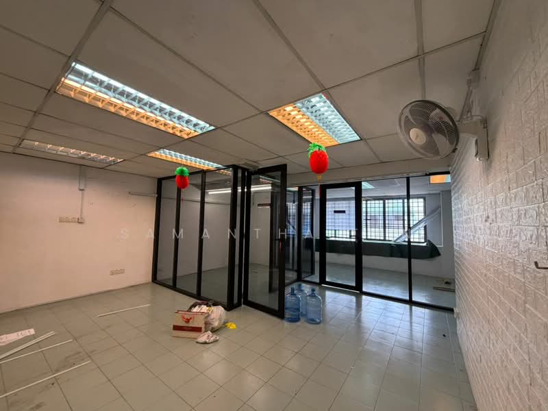Terrace Factory for Sale in Permas Jaya (Johor Bahru) - Samantha Tan - Interior - PropertyGuru.com.my