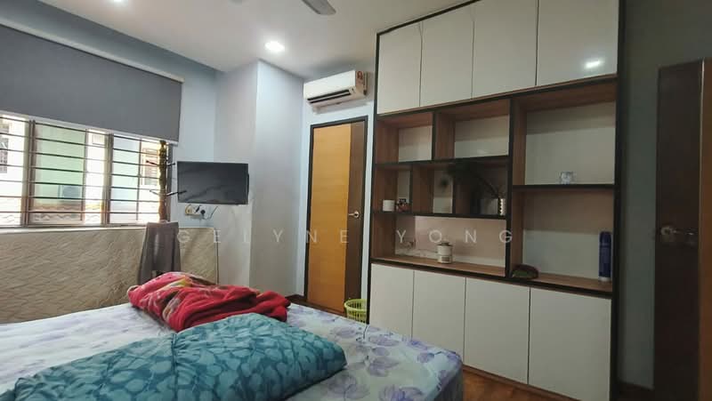 2.5-storey Terraced House for Sale in Taman Sutera Utama (Skudai) - Gelyne Yong - Bedroom - PropertyGuru.com.my
