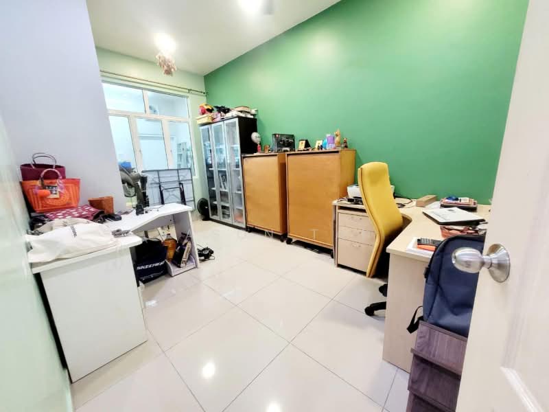 Rumah Teres 2-Tingkat untuk Dijual di TAMAN PUCHONG UTAMA (Puchong) - Jason Tan - Study - PropertyGuru.com.my