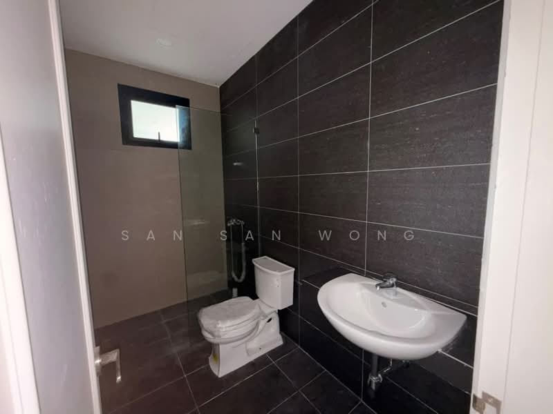 Condominium for Rent at d'Ryx Residences - San San Wong - Bathroom - PropertyGuru.com.my