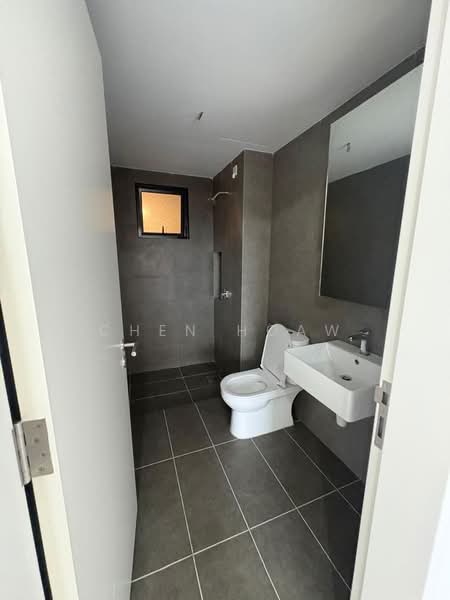 Condominium for Sale at D'Terra Residences - Chen Hoaw - Bathroom - PropertyGuru.com.my