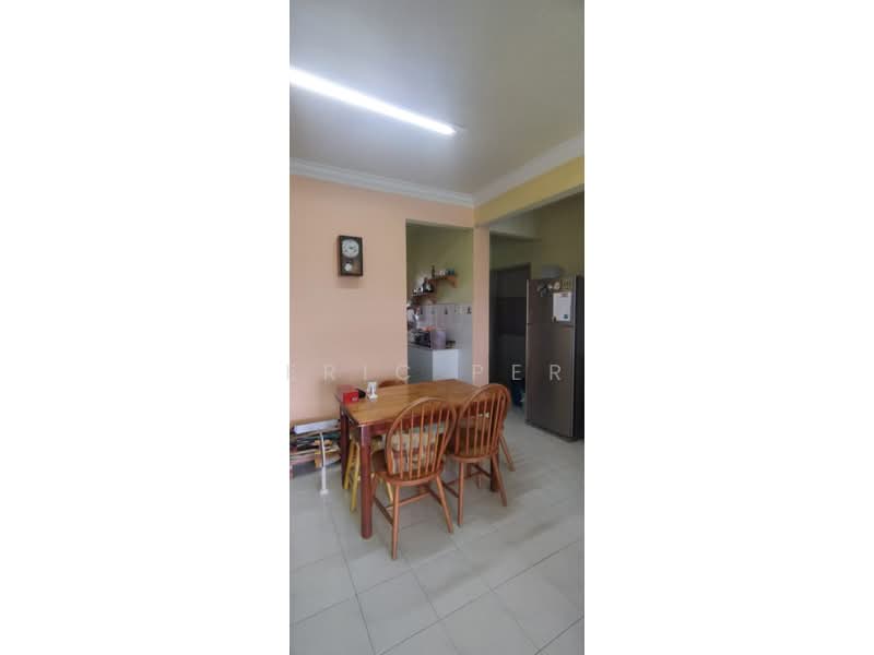 Pangsapuri untuk Dijual di SD Apartments - Eric Per - Dining Room - PropertyGuru.com.my