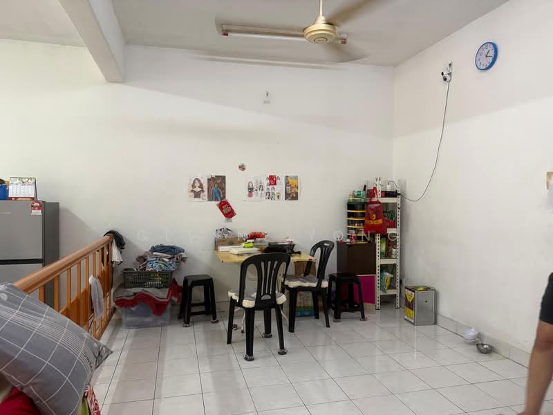 Rumah Teres 2-Tingkat untuk Dijual di Taman Perling (Perling) - Gelyne Yong - Living Room - PropertyGuru.com.my